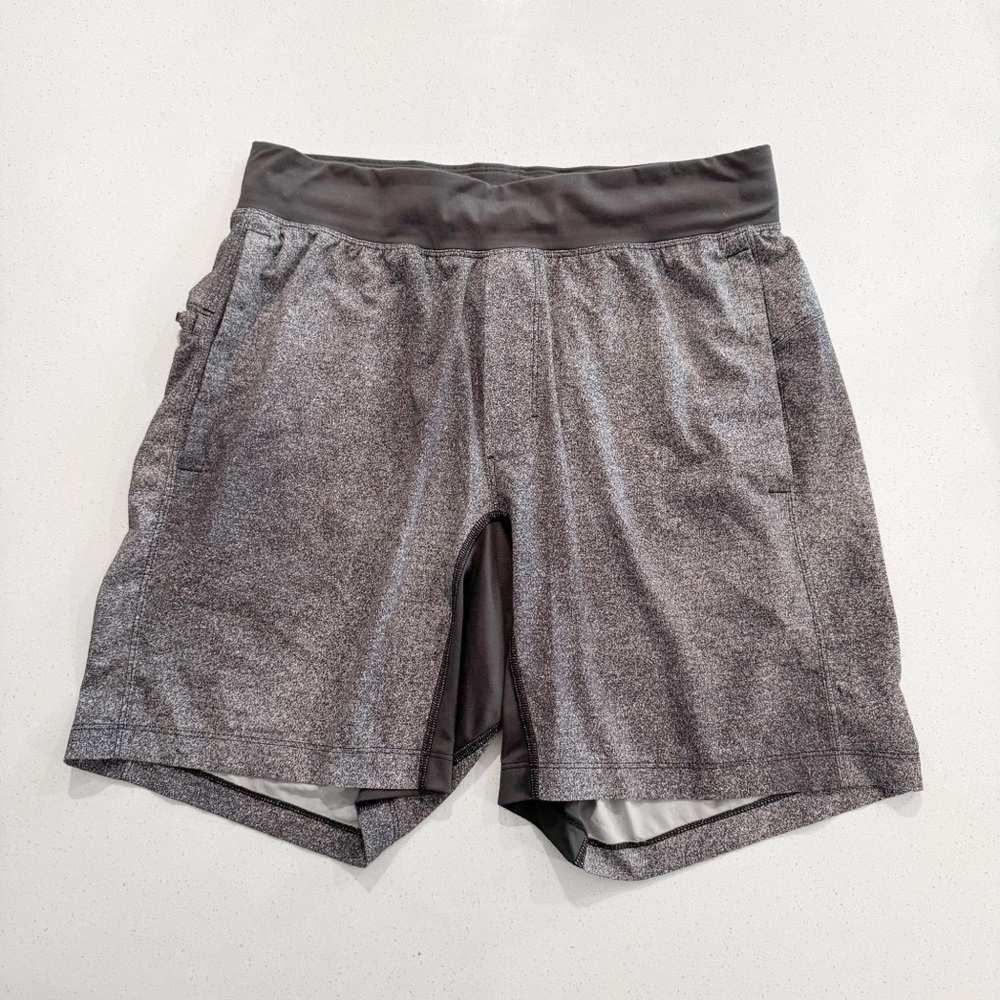 Lululemon T.H.E. Short Linerless 7" Graphite Grey medium